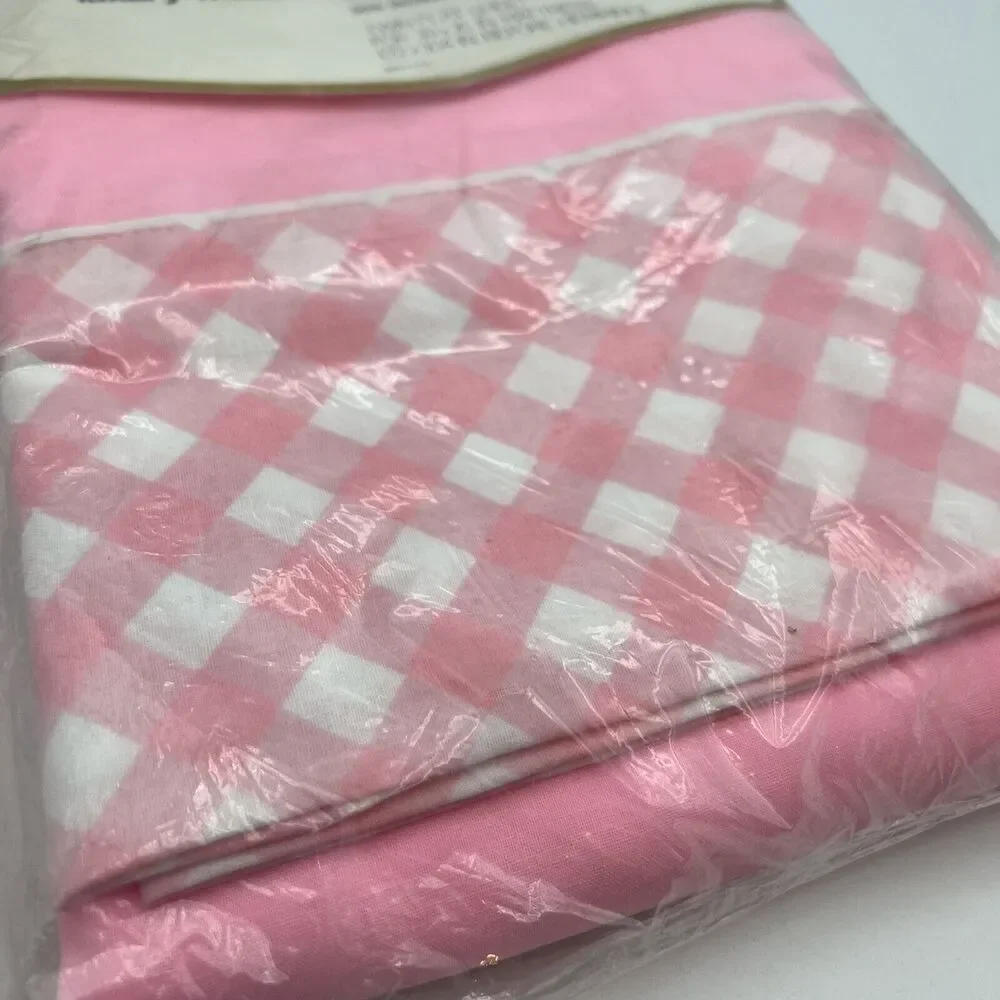 Pequot vtg pink